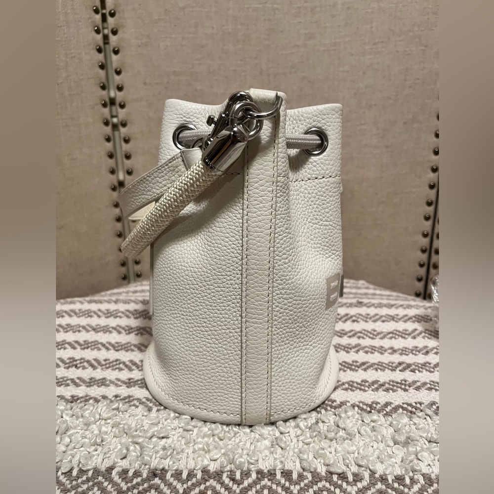 Marc Jacobs the bucket bag Small white silver - Picture 7 of 14